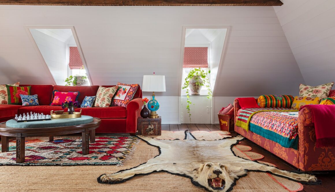 Colonial-style home South of Broad, Charleston, interior design by Alexandra Howard